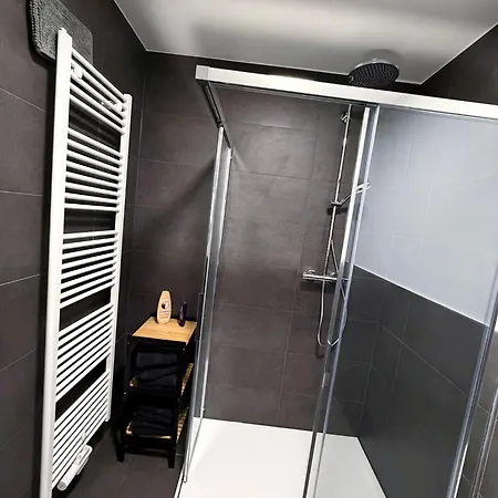 Apartamento Zentrales Mit Dachterrasse Und Parkplatz Münster