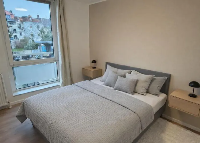Zentrales Mit Dachterrasse Und Parkplatz Apartamento