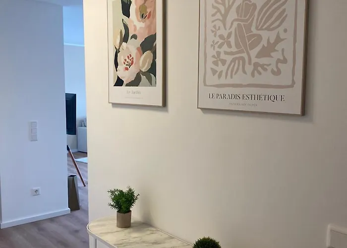 Appartement Zentrales Mit Dachterrasse Und Parkplatz *